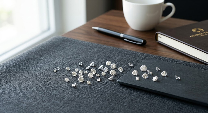Discover the benefits of custom gemstone blister card packaging
