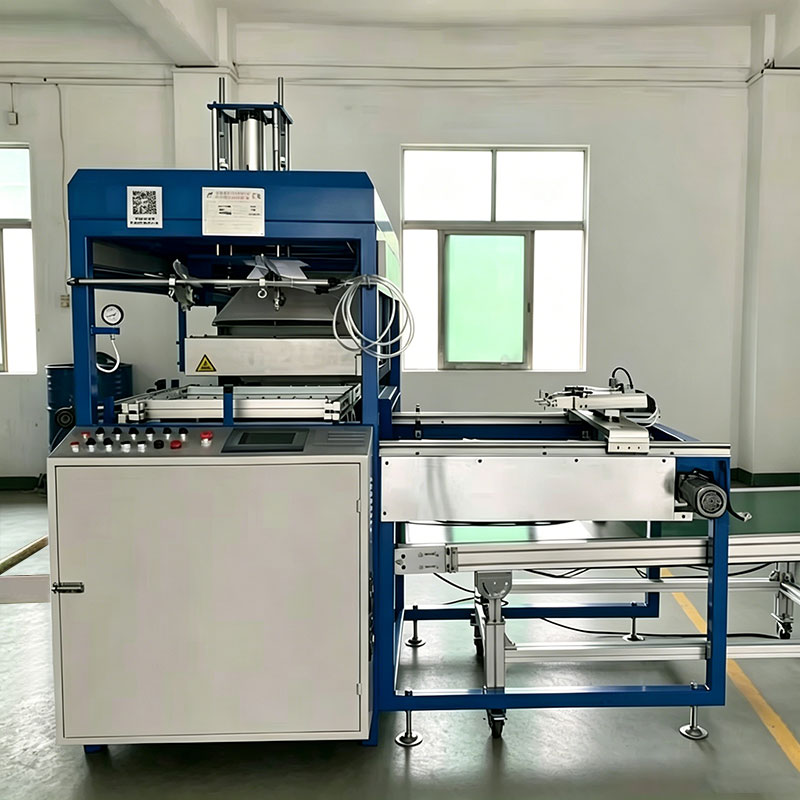 Small Plastic Thermoforming Machine