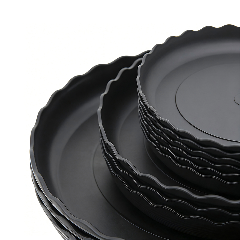 Black Plastic Plant Saucers