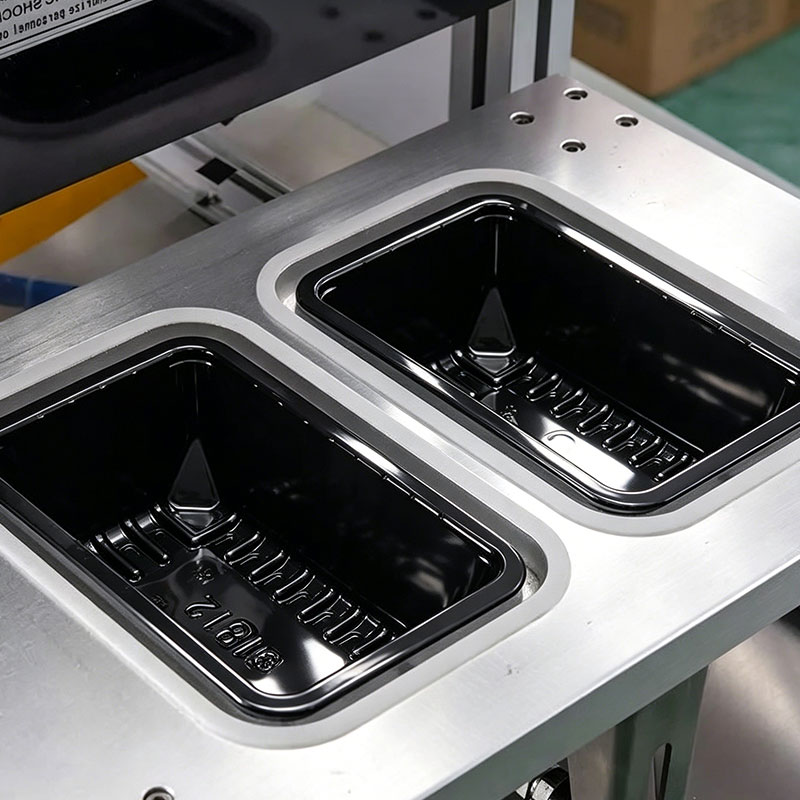 Pneumatic Tray Sealing Machine